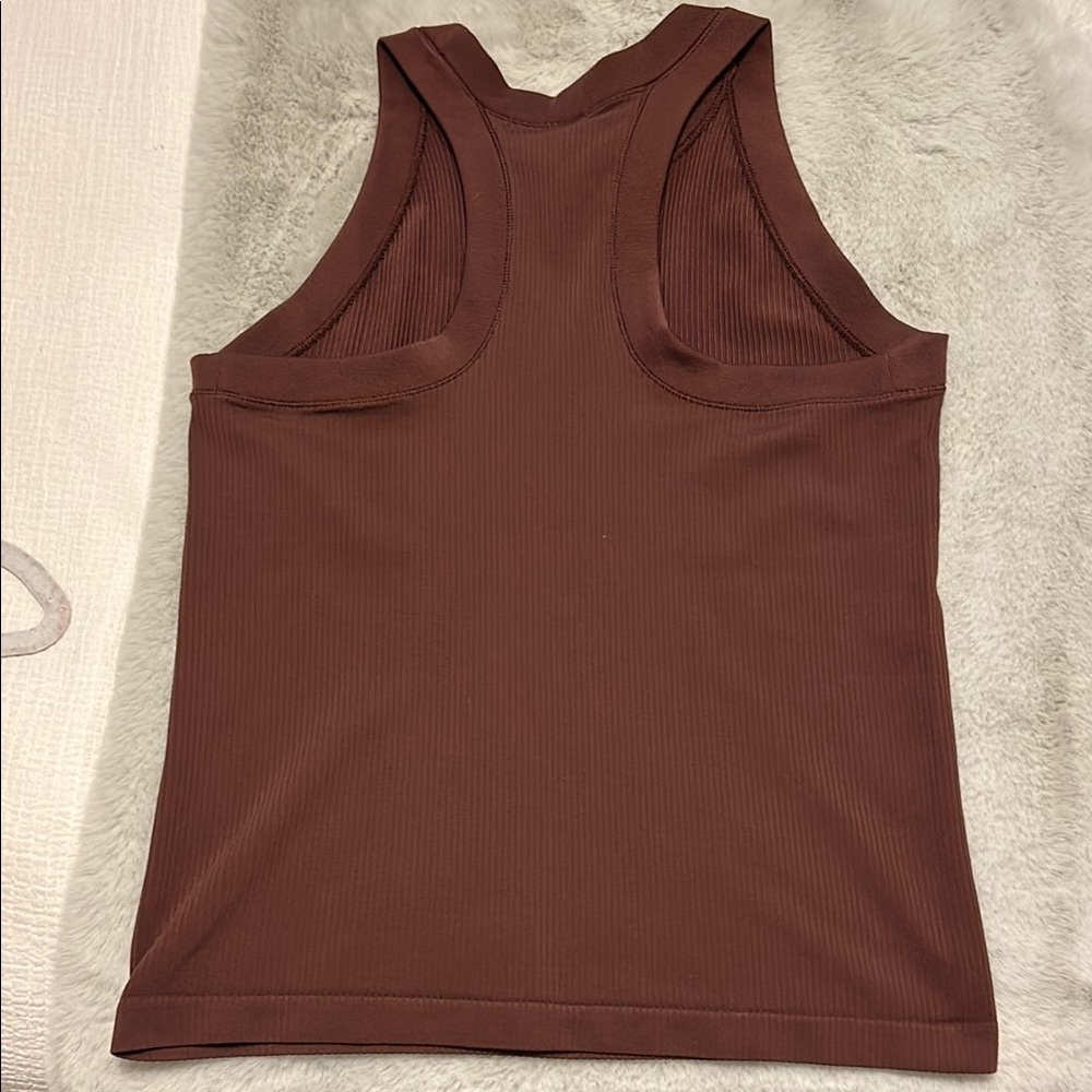Women's Ribbed Tank Top - Picture 2 of 3